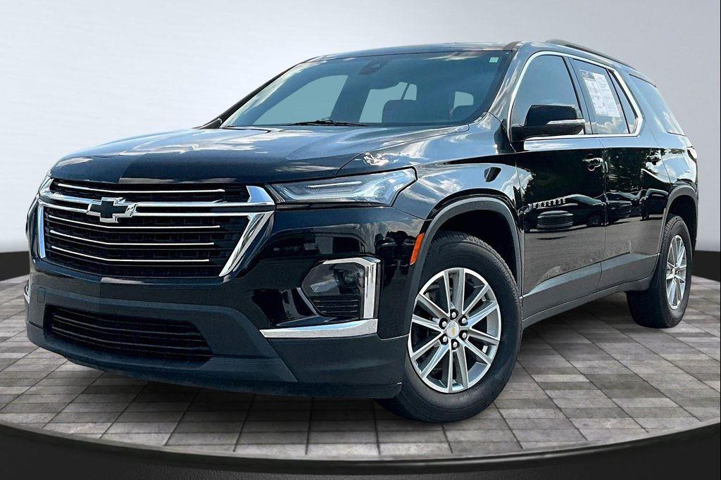 used 2023 Chevrolet Traverse car, priced at $28,991