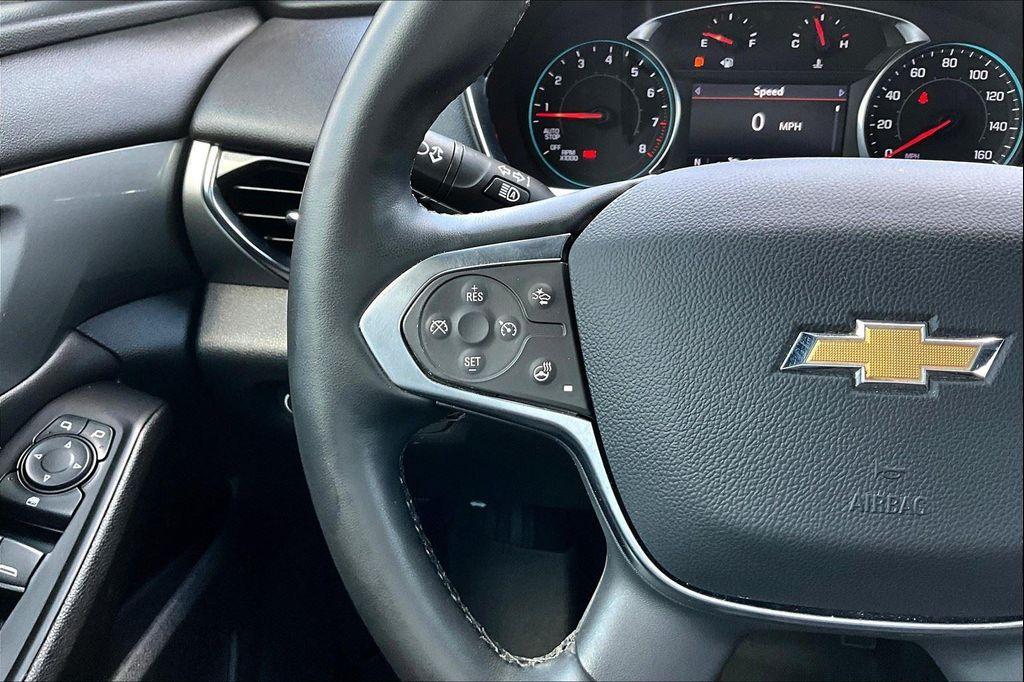 used 2023 Chevrolet Traverse car, priced at $28,991