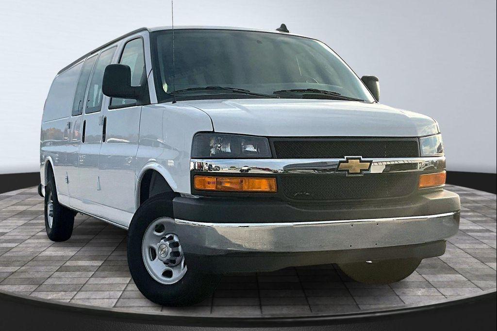 new 2025 Chevrolet Express 3500 car, priced at $49,717