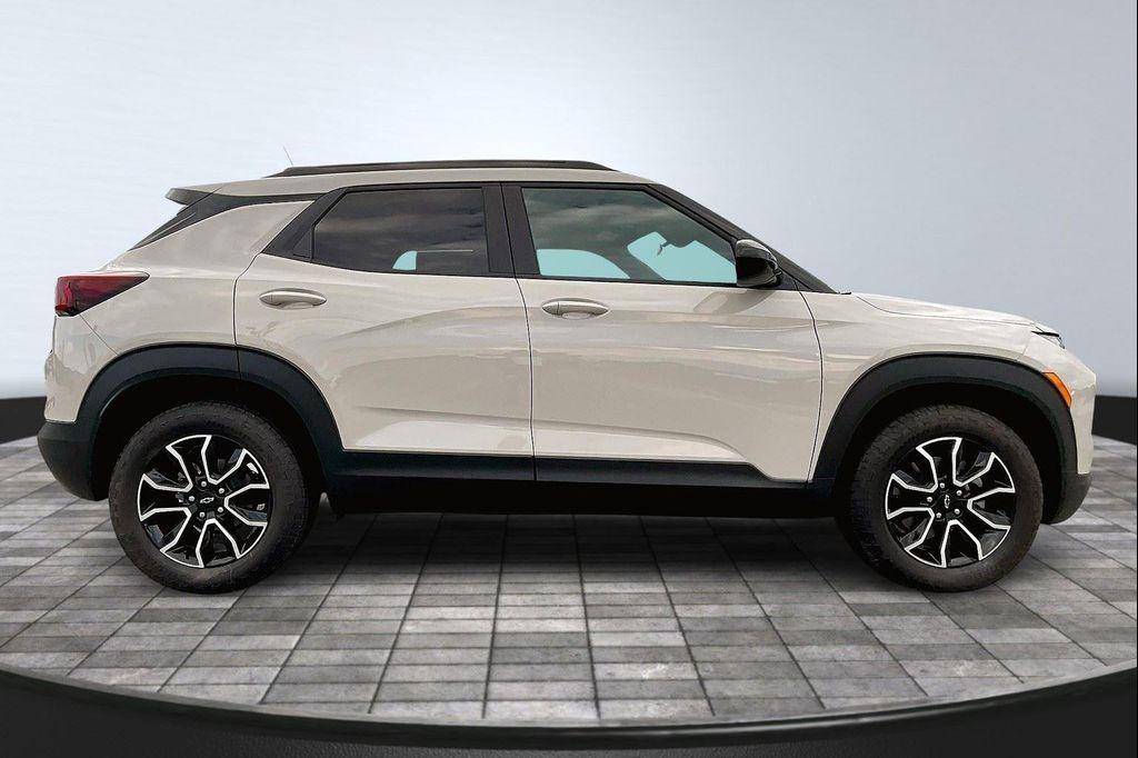 new 2026 Chevrolet TrailBlazer car, priced at $26,585
