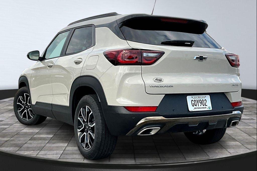 new 2026 Chevrolet TrailBlazer car, priced at $26,585