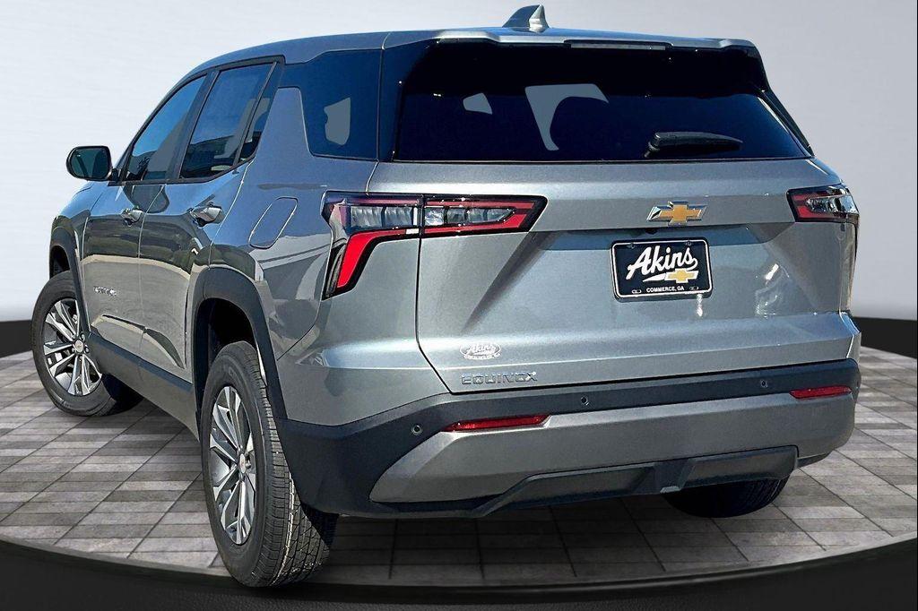 new 2026 Chevrolet Equinox car, priced at $30,334