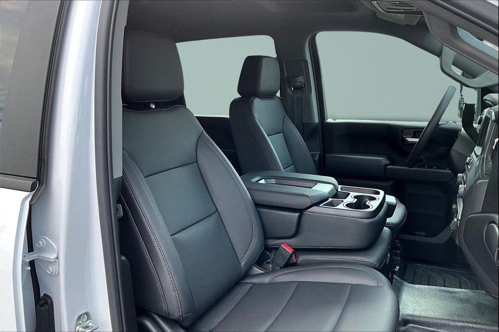 new 2025 Chevrolet Silverado 2500 car, priced at $50,129