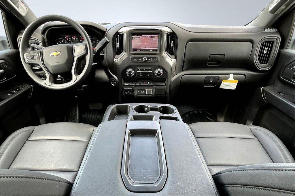 new 2025 Chevrolet Silverado 2500 car, priced at $50,129