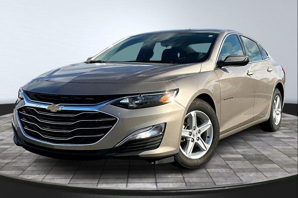 new 2025 Chevrolet Malibu car, priced at $27,245