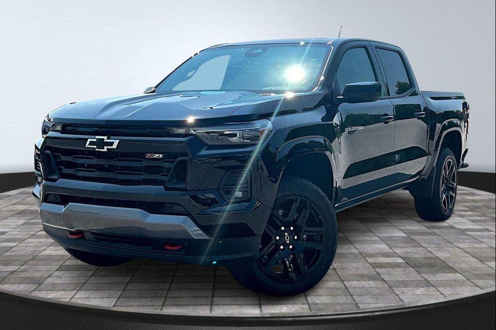 new 2025 Chevrolet Colorado car, priced at $45,108