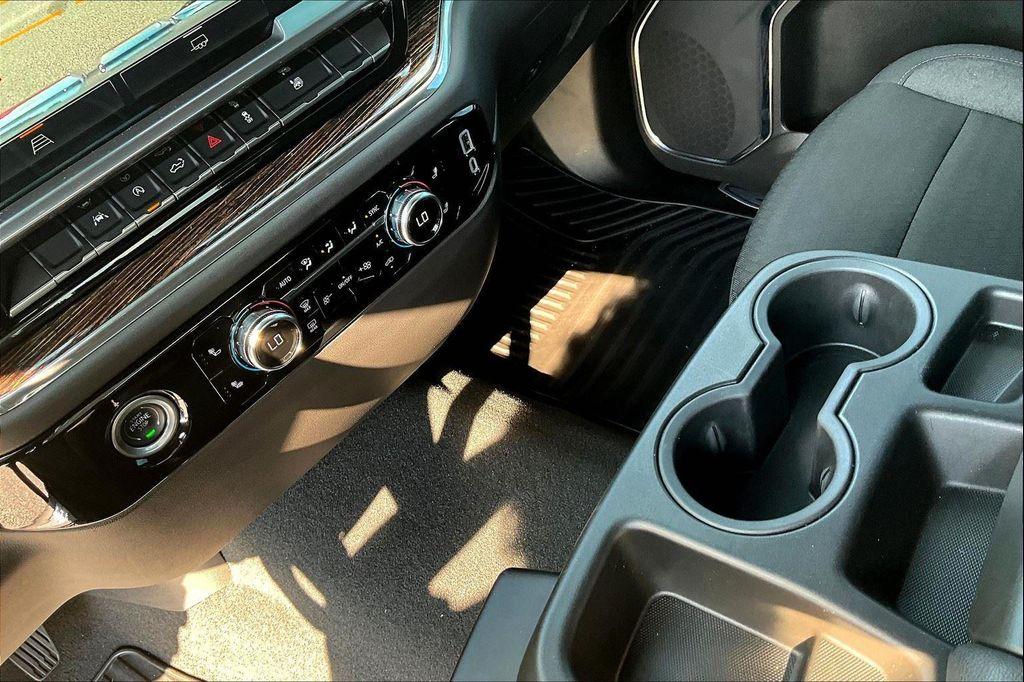 used 2024 GMC Sierra 1500 car, priced at $42,991