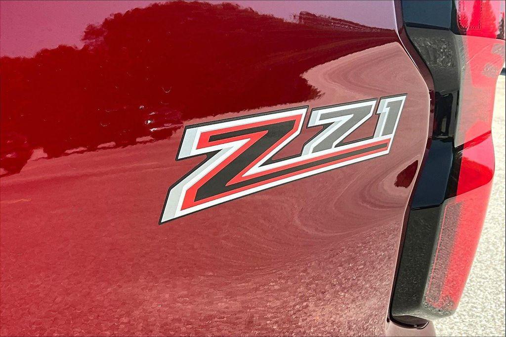 new 2025 Chevrolet Colorado car, priced at $48,360