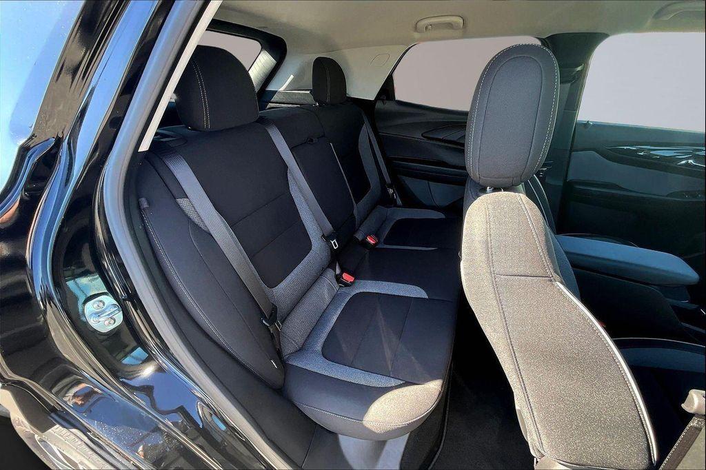 new 2025 Chevrolet TrailBlazer car, priced at $25,374