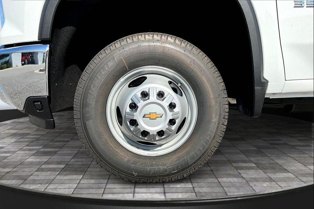 new 2025 Chevrolet Silverado 3500 car, priced at $72,788