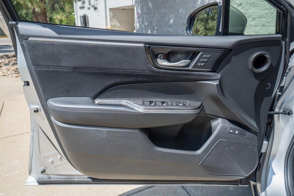 used 2018 Honda Clarity Plug-In Hybrid car, priced at $17,418