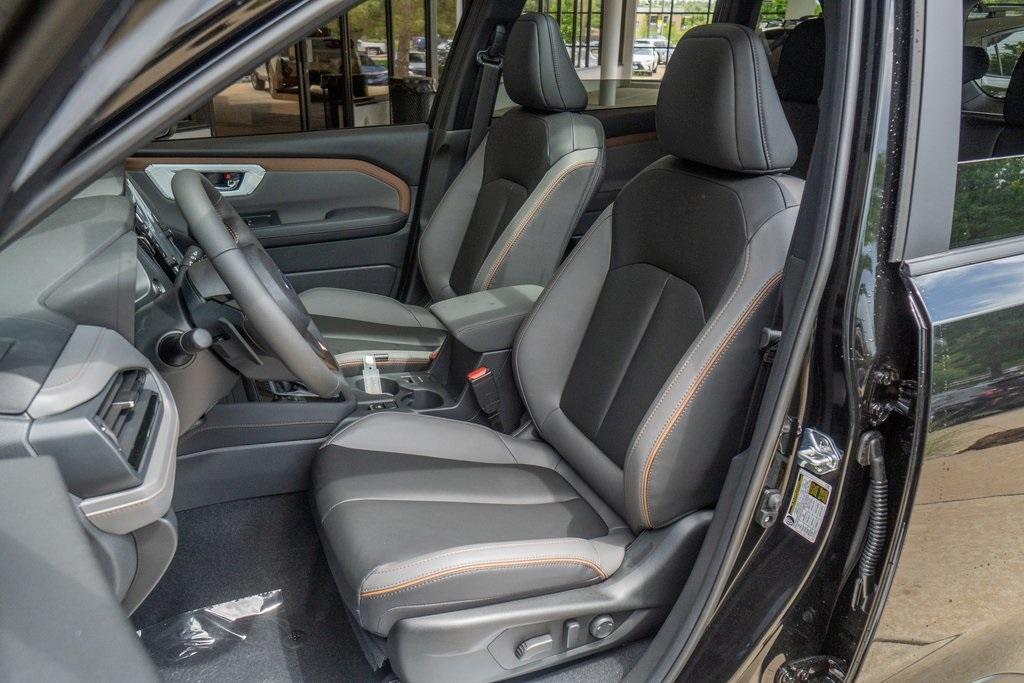 new 2025 Subaru Forester car, priced at $40,285