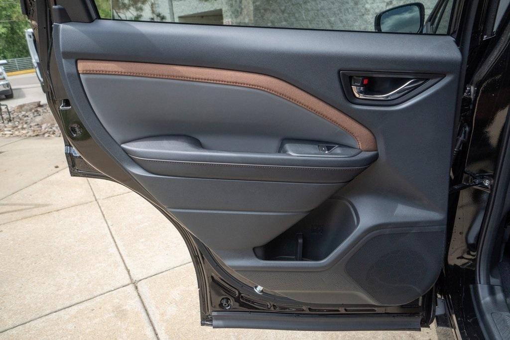 new 2025 Subaru Forester car, priced at $40,285
