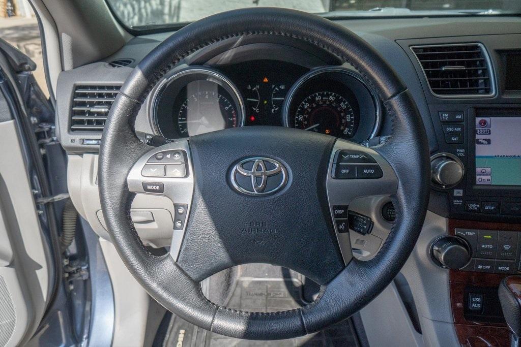 used 2012 Toyota Highlander car, priced at $16,630