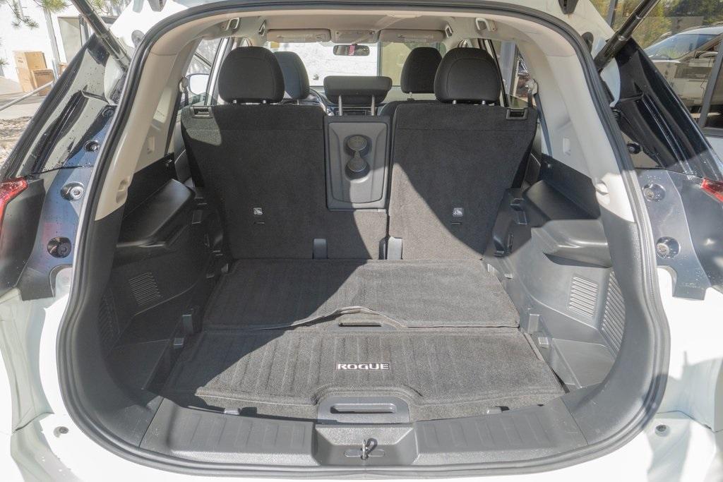 used 2018 Nissan Rogue car, priced at $17,311