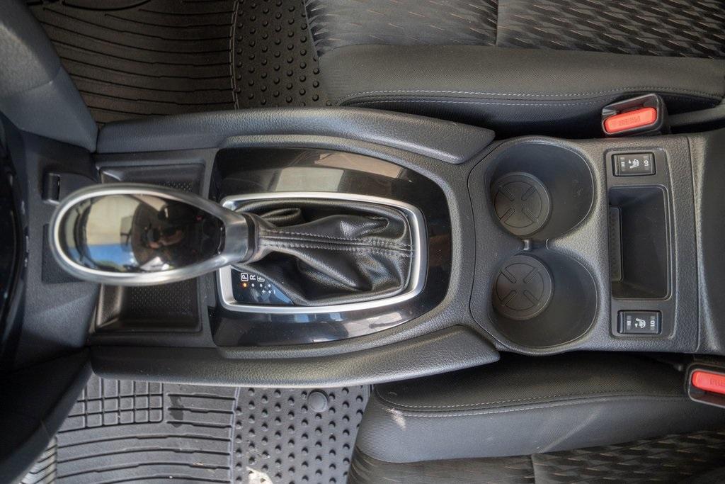 used 2018 Nissan Rogue car, priced at $17,311