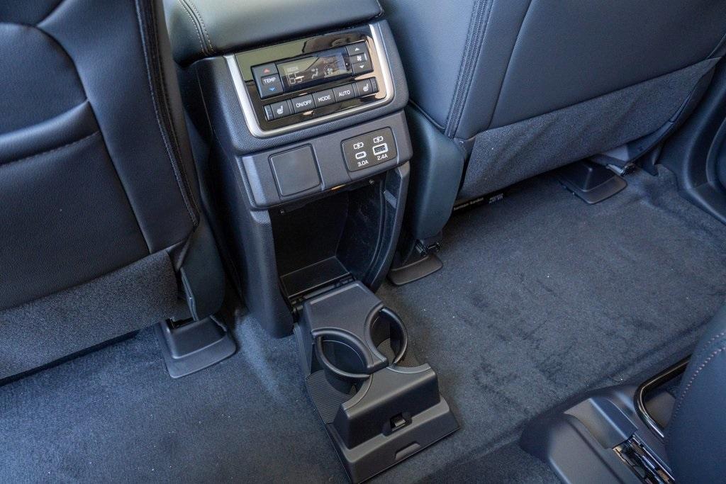 new 2025 Subaru Ascent car, priced at $50,048