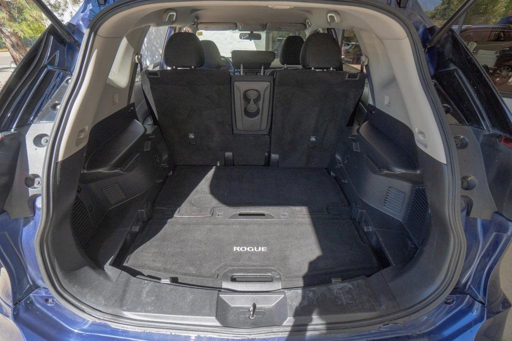 used 2017 Nissan Rogue car, priced at $9,093