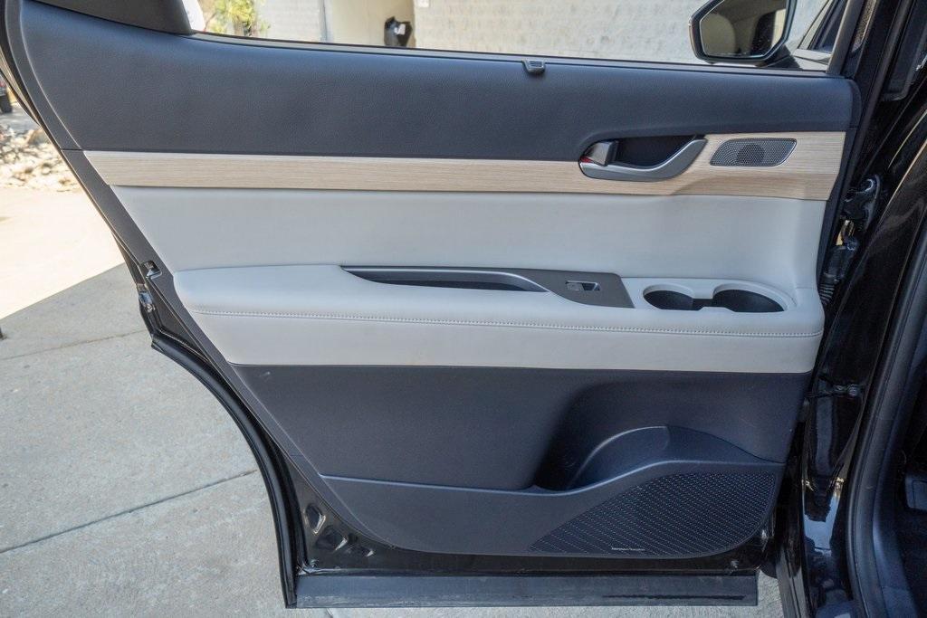 used 2024 Hyundai Palisade car, priced at $40,410
