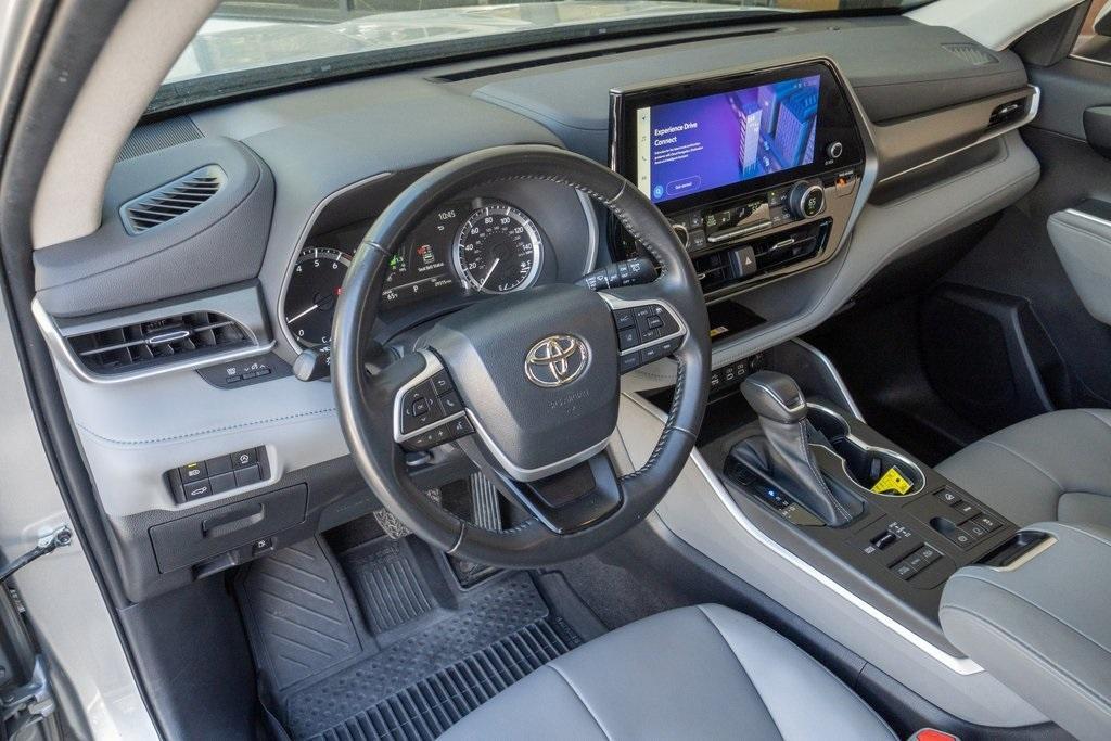 used 2023 Toyota Highlander car, priced at $38,940