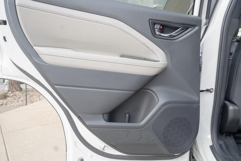 new 2025 Subaru Forester Hybrid car, priced at $41,734