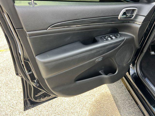 used 2020 Jeep Grand Cherokee car, priced at $27,995
