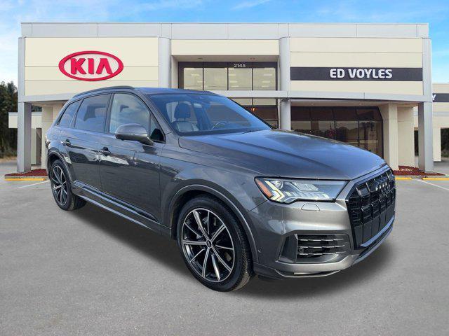 used 2021 Audi Q7 car, priced at $33,404