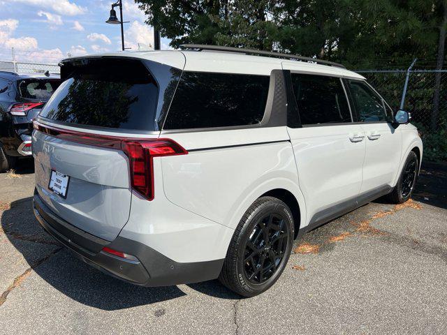 new 2025 Kia Carnival car, priced at $51,255