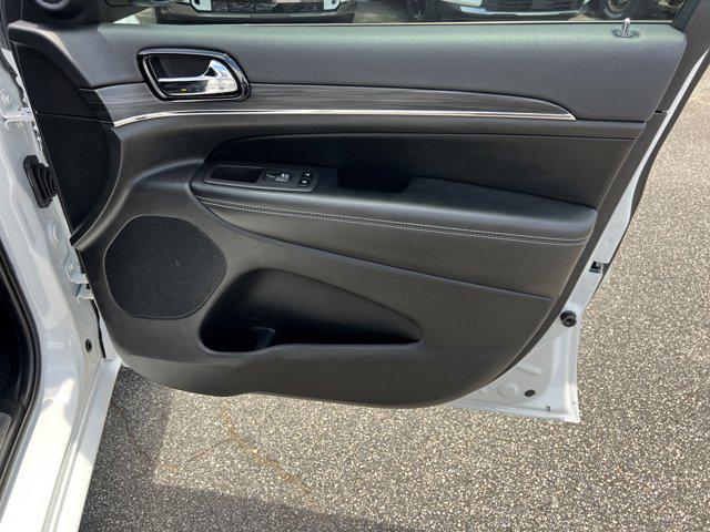 used 2021 Jeep Grand Cherokee car, priced at $27,197