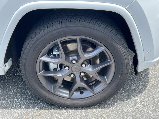 used 2021 Jeep Grand Cherokee car, priced at $27,197