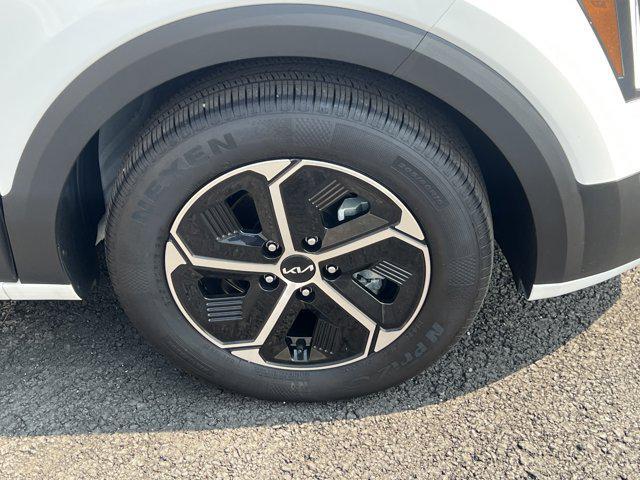 used 2024 Kia Niro car, priced at $28,886