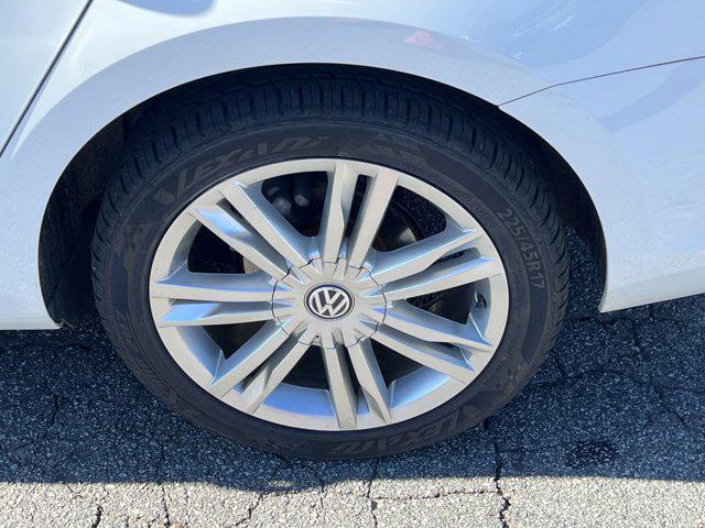 used 2015 Volkswagen Golf SportWagen car, priced at $12,905