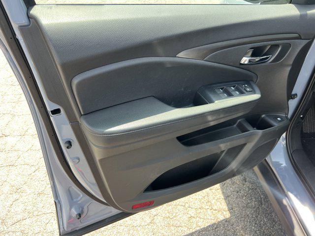 used 2022 Honda Pilot car, priced at $30,784