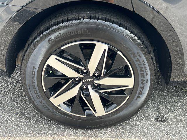 used 2022 Kia Sorento car, priced at $31,216