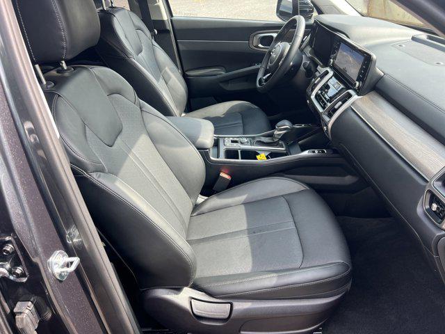 used 2022 Kia Sorento car, priced at $31,216