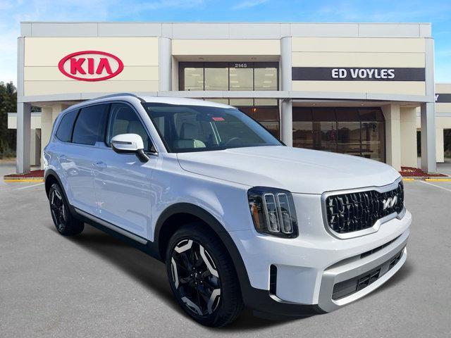 new 2024 Kia Telluride car, priced at $45,155