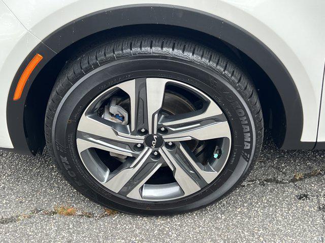 used 2022 Kia Sorento Plug-In Hybrid car, priced at $29,760