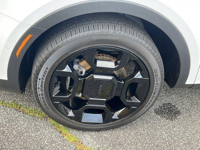 used 2025 Kia Sorento car, priced at $43,843
