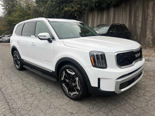 new 2025 Kia Telluride car, priced at $44,720