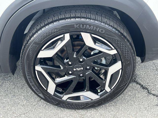 used 2024 Kia Seltos car, priced at $28,647