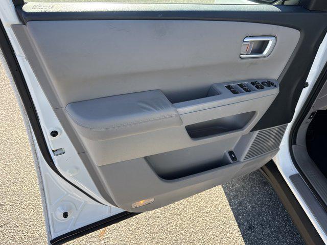 used 2015 Honda Pilot car, priced at $11,550