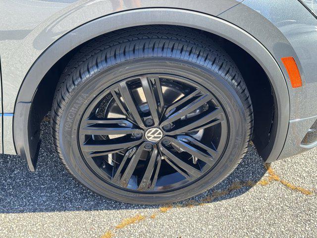 used 2022 Volkswagen Tiguan car, priced at $23,658
