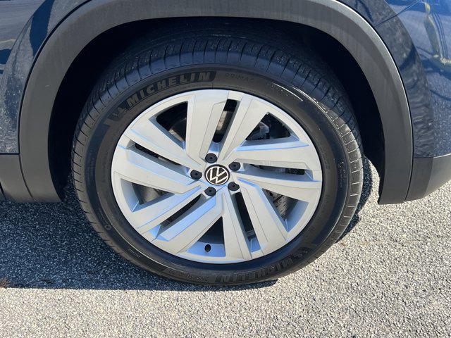 used 2021 Volkswagen Atlas Cross Sport car, priced at $23,443