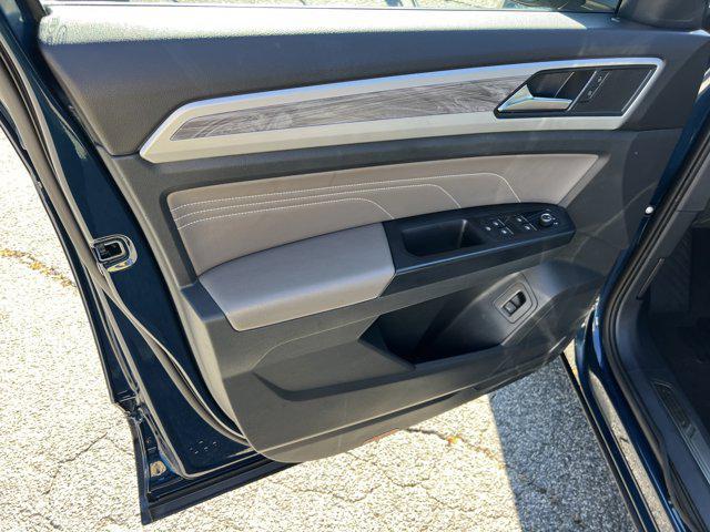 used 2021 Volkswagen Atlas Cross Sport car, priced at $23,443