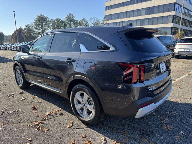 new 2025 Kia Sorento car, priced at $31,090