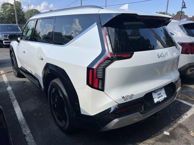 new 2024 Kia EV9 car, priced at $63,912