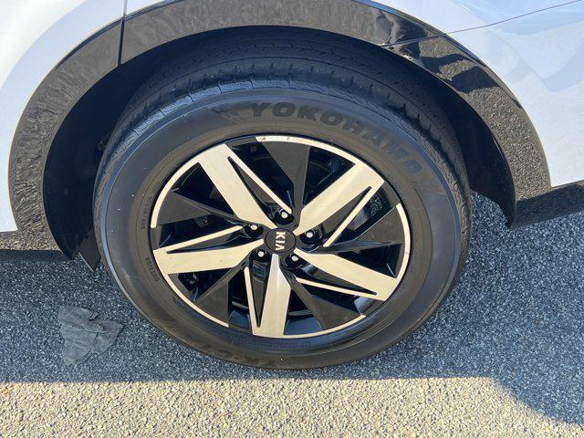 used 2021 Kia Sorento car, priced at $19,149