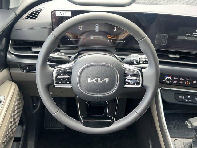 new 2025 Kia Carnival car, priced at $40,795