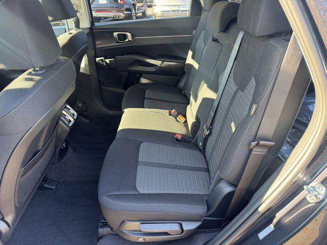 new 2025 Kia Sorento car, priced at $31,064