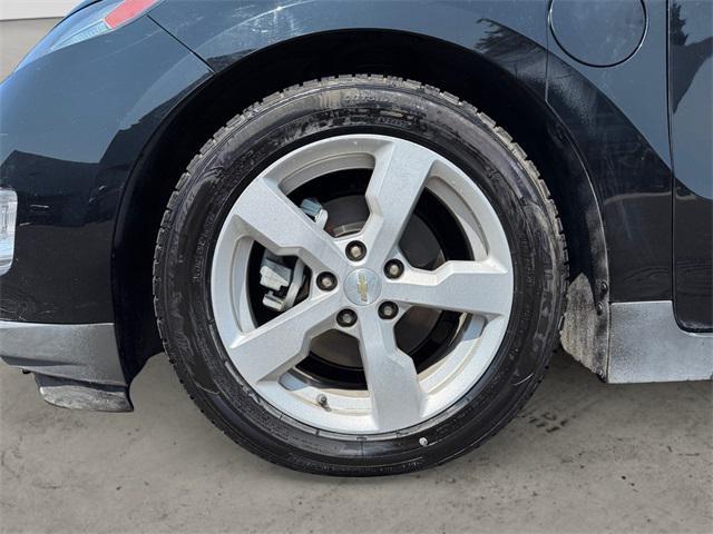 used 2014 Chevrolet Volt car, priced at $9,987